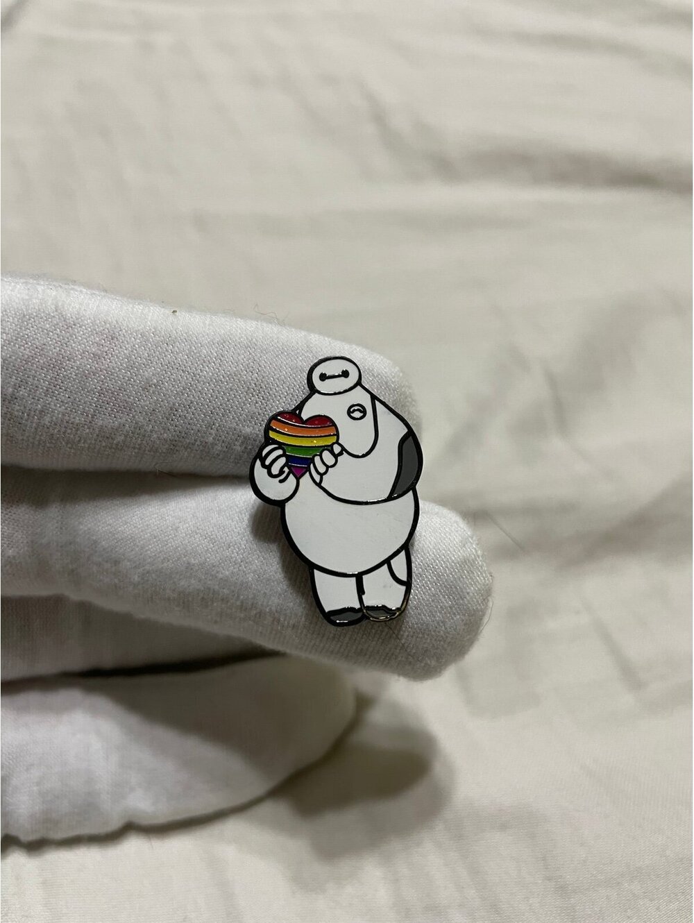 Big hero 6 enamel pin brooch anime cartoon cute pride heart